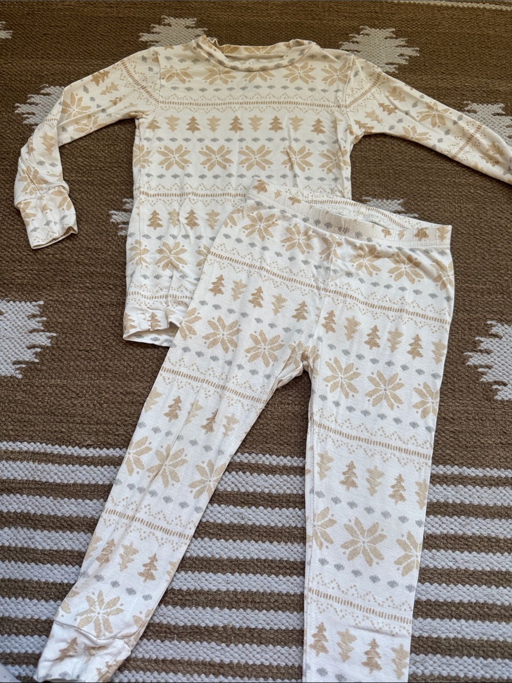 Carter’s Comfy Soft Fair Isle Pajama Set
